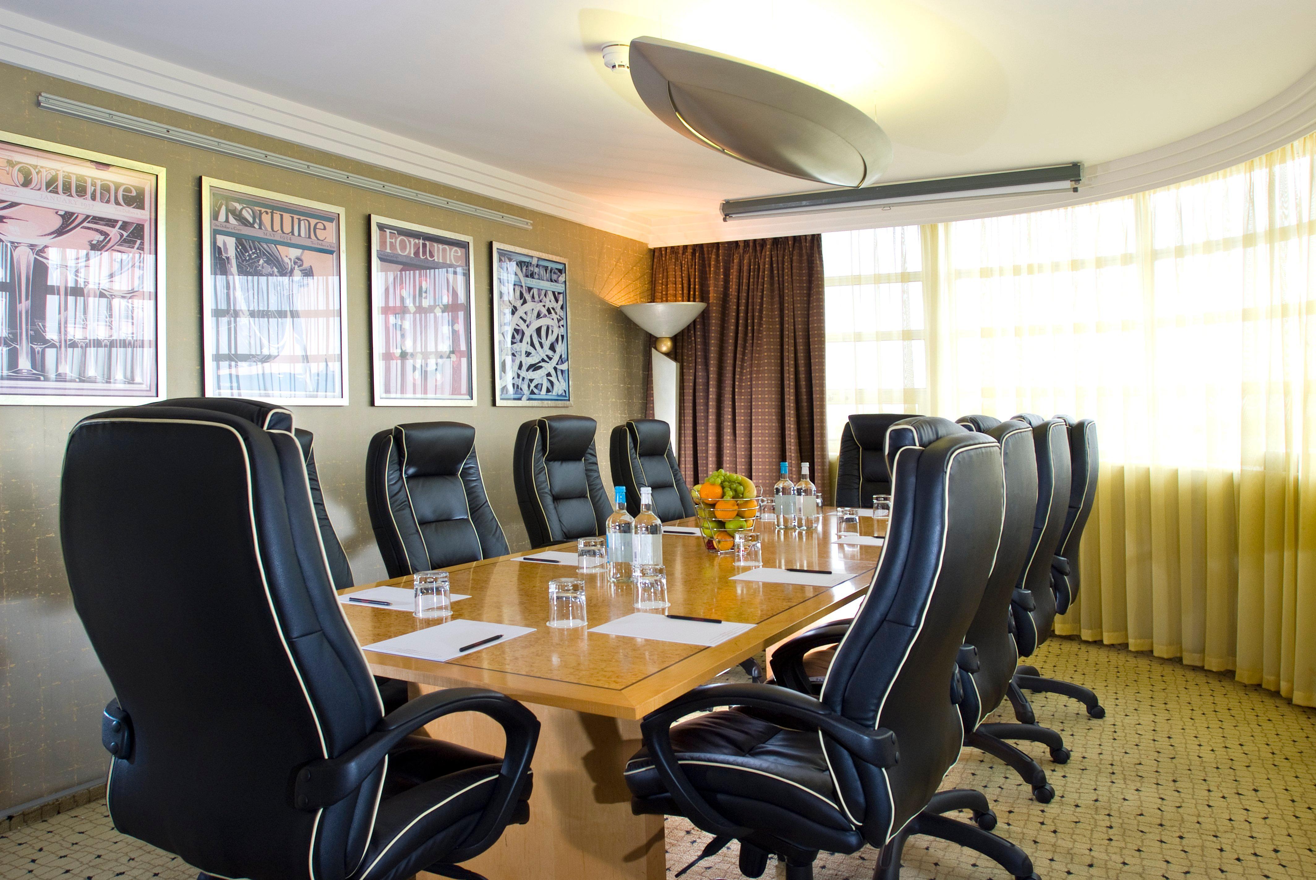 Crowne Plaza - John Lennon Airport By Ihg 4* Liverpool