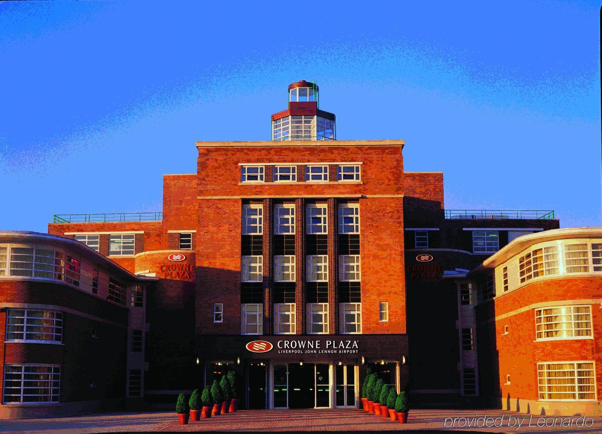Crowne Plaza - John Lennon Airport By Ihg Hotel 4*