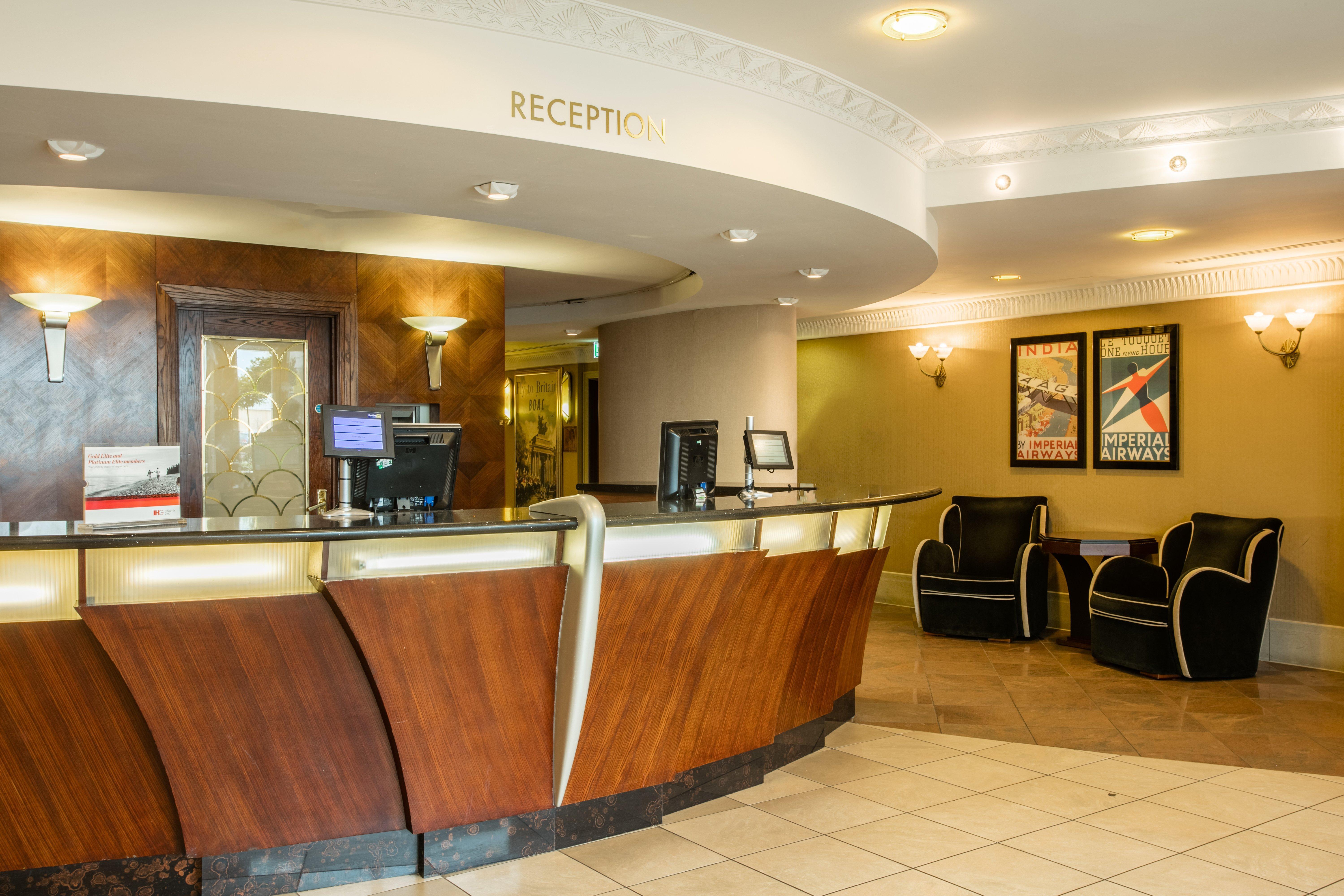 Crowne Plaza - John Lennon Airport By Ihg